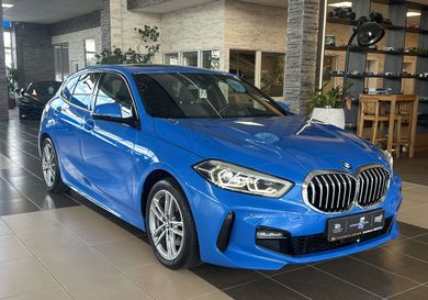 BMW 118, 2021