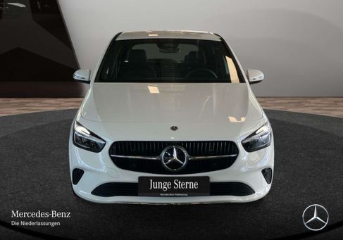 Mercedes-Benz B 200, 2025