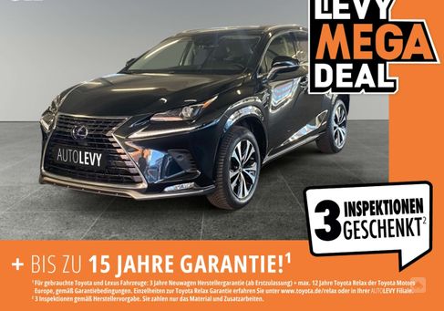 Lexus NX 300, 2021