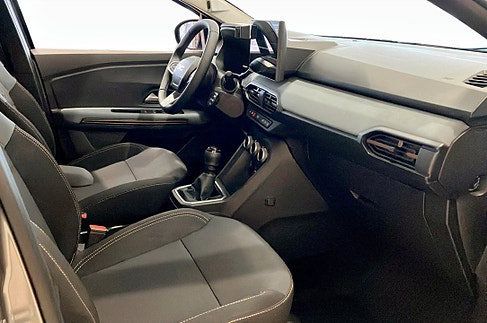 Dacia Sandero Stepway, 2026 3