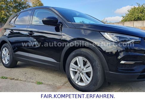 Opel Grandland X, 2020 3