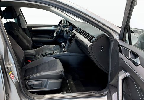 Volkswagen Passat, 2024