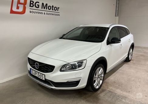 Volvo V60 Cross Country, 2016