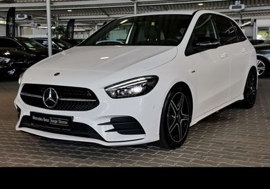 Mercedes-Benz B 180, 2020
