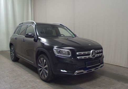 Mercedes-Benz GLB 200, 2023