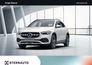 Mercedes-Benz GLA 180, 2022