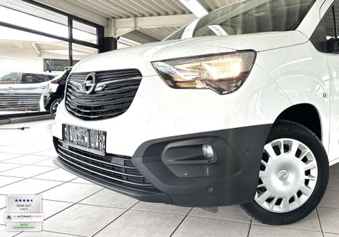 Opel Combo, 2022