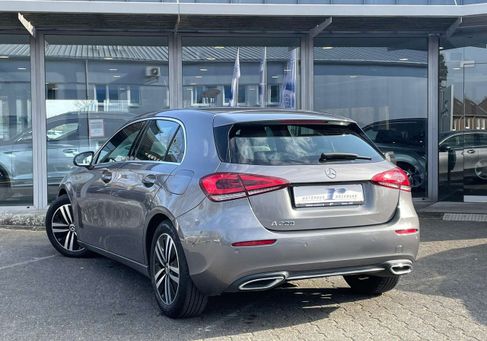 Mercedes-Benz A 200, 2022