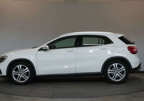 Mercedes-Benz GLA 180, 2019