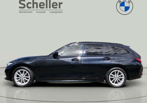 BMW 320, 2023 3