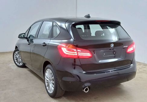 BMW 218, 2021 3