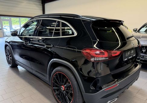 Mercedes-Benz GLA 200, 2021 3