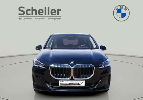 BMW 220, 2023 3