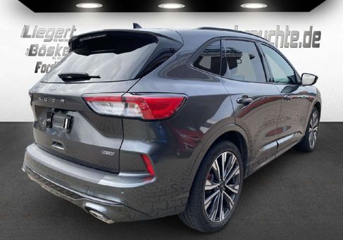 Ford Kuga, 2022