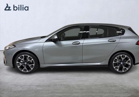 BMW 120, 2026 3