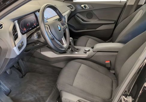 BMW 118, 2022