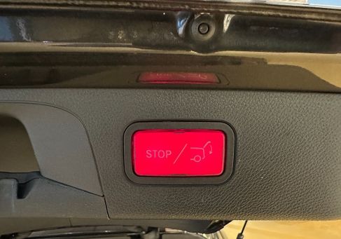 Mercedes-Benz GLC 300, 2022