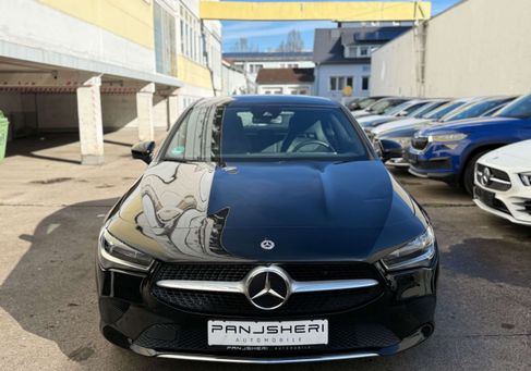 Mercedes-Benz CLA 250, 2022