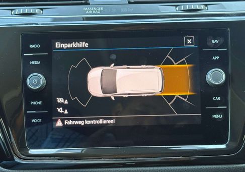 Volkswagen Touran, 2023 2