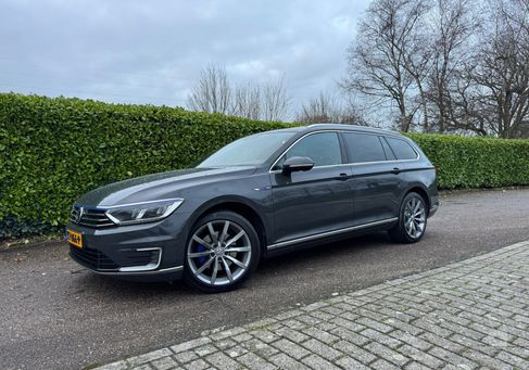 Volkswagen Passat Variant, 2016