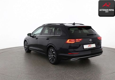 Volkswagen Golf, 2023 3