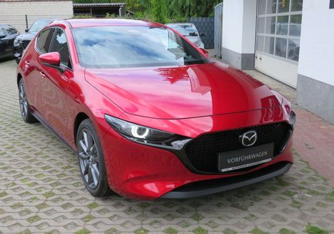 Mazda 3, 2025