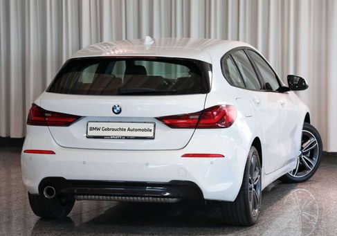 BMW 118, 2021