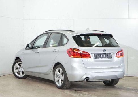 BMW 225, 2020