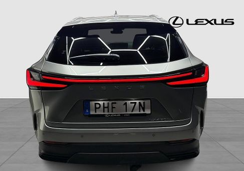 Lexus NX, 2023