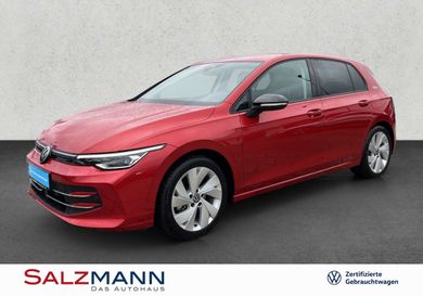 Volkswagen Golf, 2024