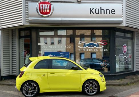 Fiat 500C, 2024