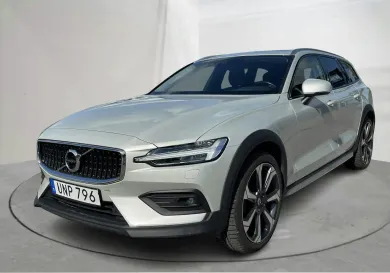 Volvo V60 Cross Country, 2022