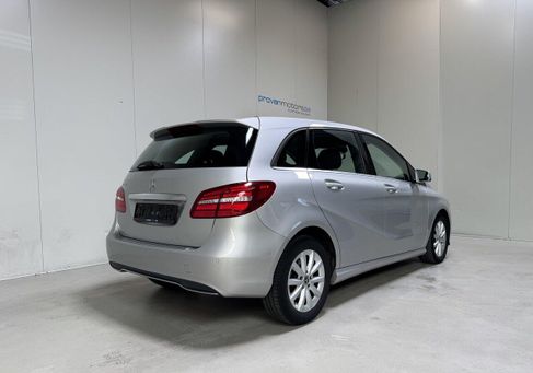Mercedes-Benz, 2018 3