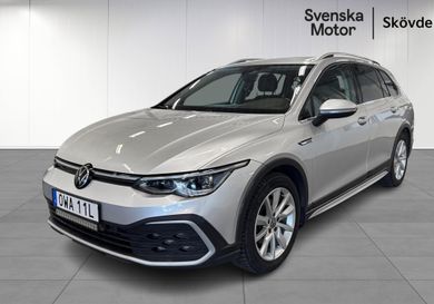 Volkswagen Golf, 2023