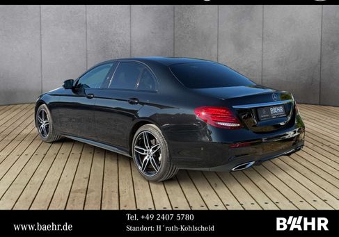 Mercedes-Benz E 200, 2018 3