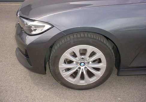 BMW 320, 2021