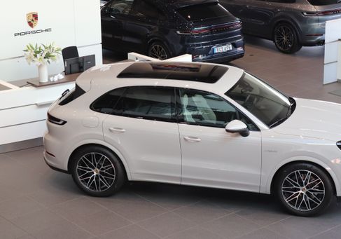 Porsche Cayenne, 2024