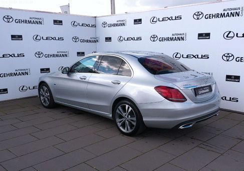 Mercedes-Benz C 300, 2021