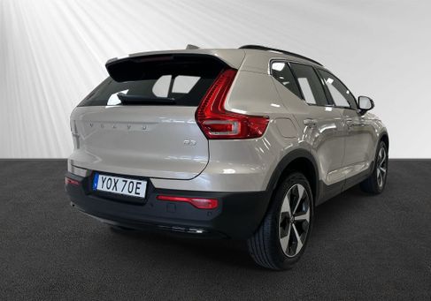 Volvo XC40, 2025 3
