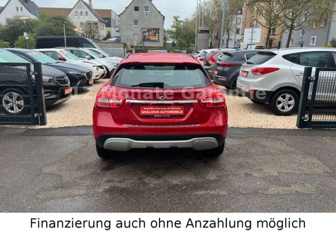 Mercedes-Benz GLA 200, 2019