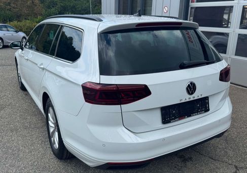 Volkswagen Passat Variant, 2023 3