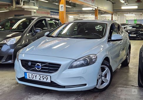 Volvo V40, 2013