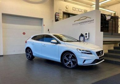 Volvo V40, 2020