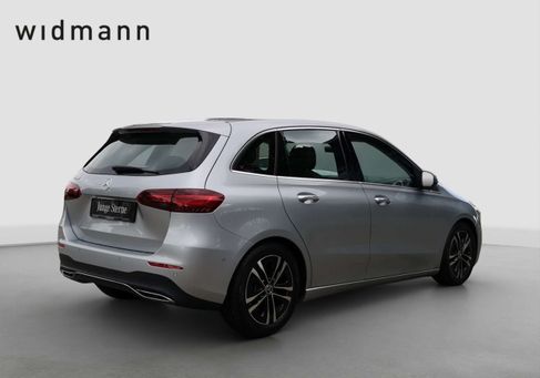 Mercedes-Benz B 200, 2024