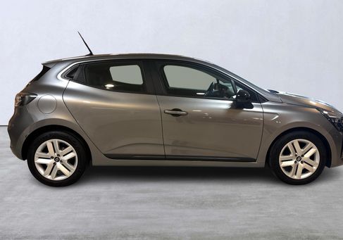 Renault Clio, 2025 3