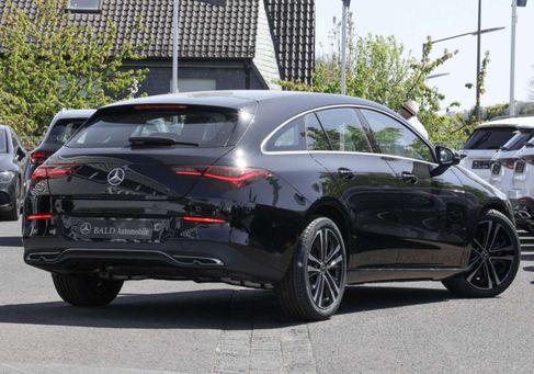 Mercedes-Benz CLA 180, 2025