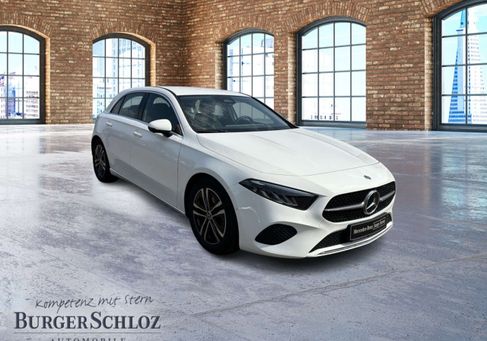 Mercedes-Benz A 200, 2025