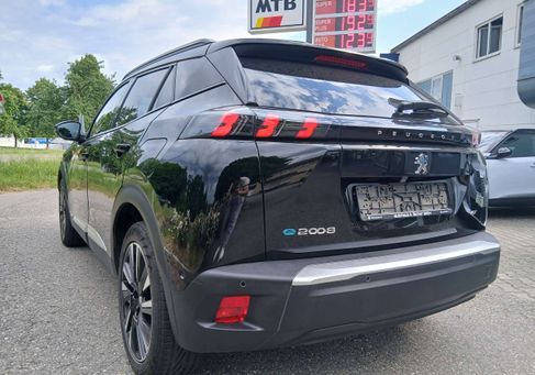 Peugeot 2008, 2021