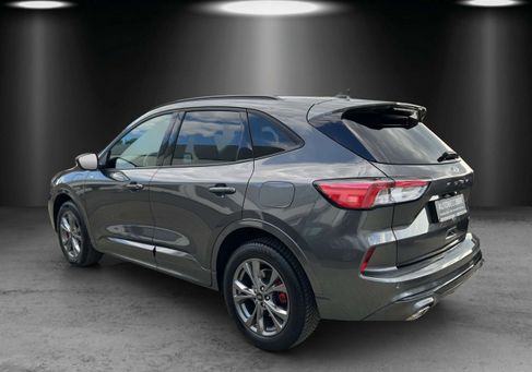 Ford Kuga, 2022