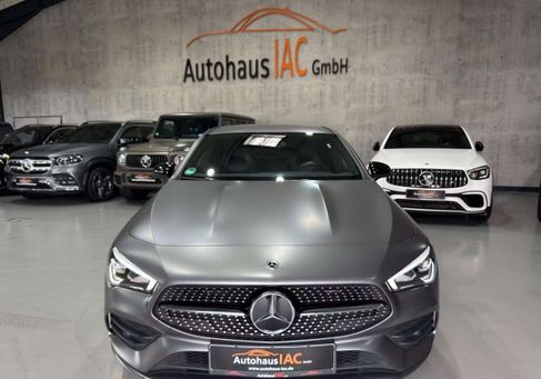 Mercedes-Benz CLA 250, 2022